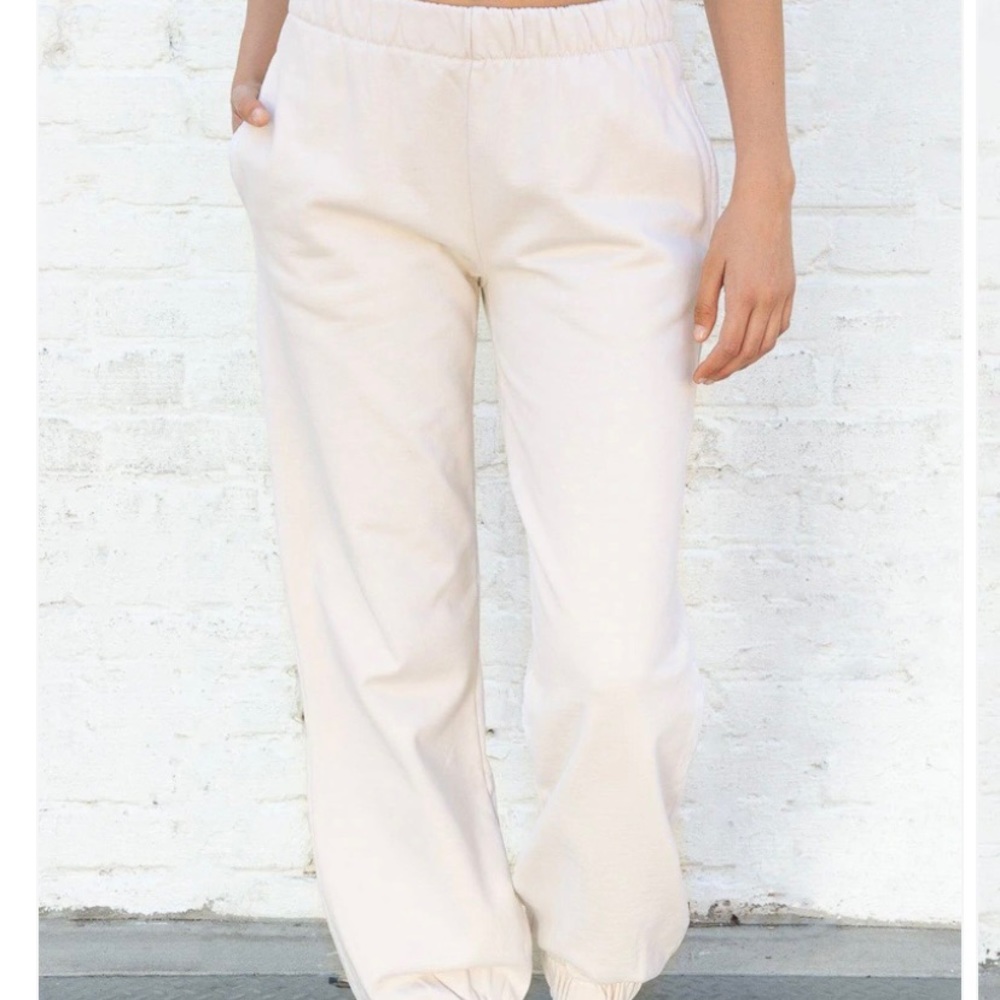 Brandy Melville Sweatpants Rosa